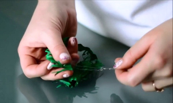 delayem-sosnovuyu-vetku (4)