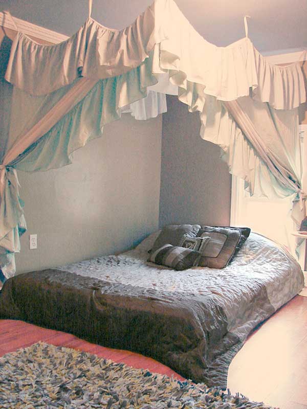 AD-DIY-Bed-Canopy-20