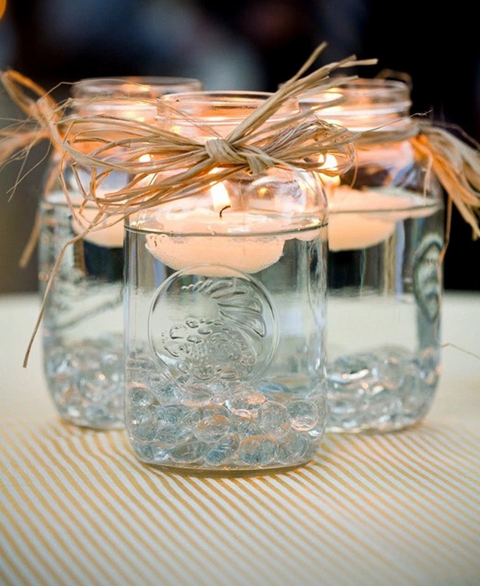 These jars can also be made into wedding favours.