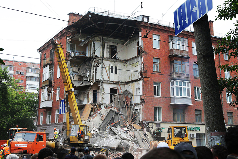 К подобному может привести и незаконная перепланировка