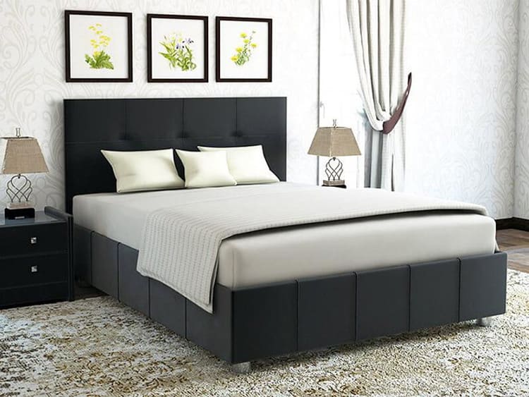 Для двоих лучше не использовать кровать шириной 140 см. Придётся постоянно тесниться