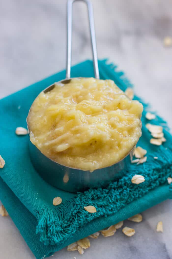 Healthy Banana Oatmeal Muffins