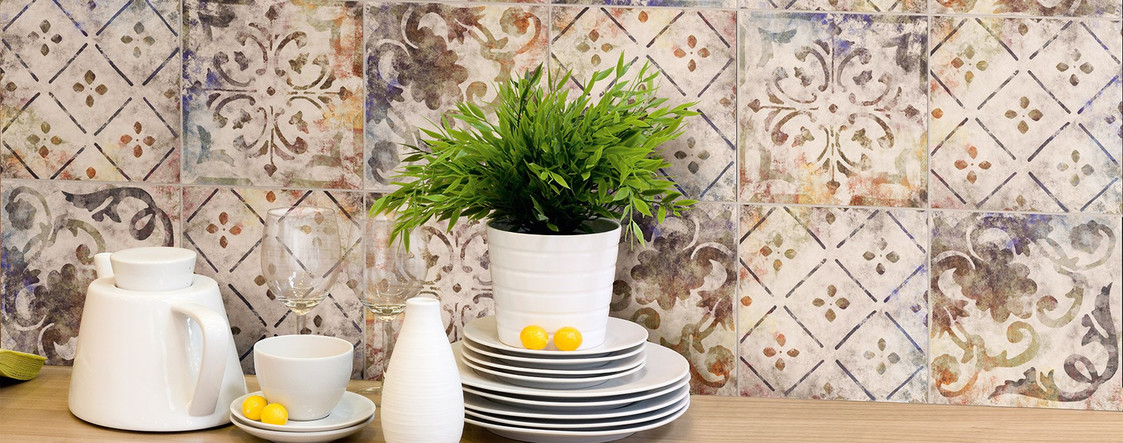 Кухонный фартук из керамической плитки